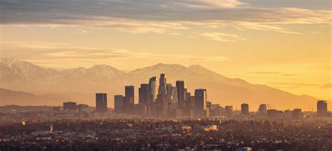 Los Angeles: A History.